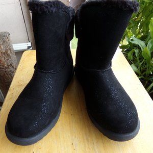 Roebuck & Co. Girls' Lindy Boot